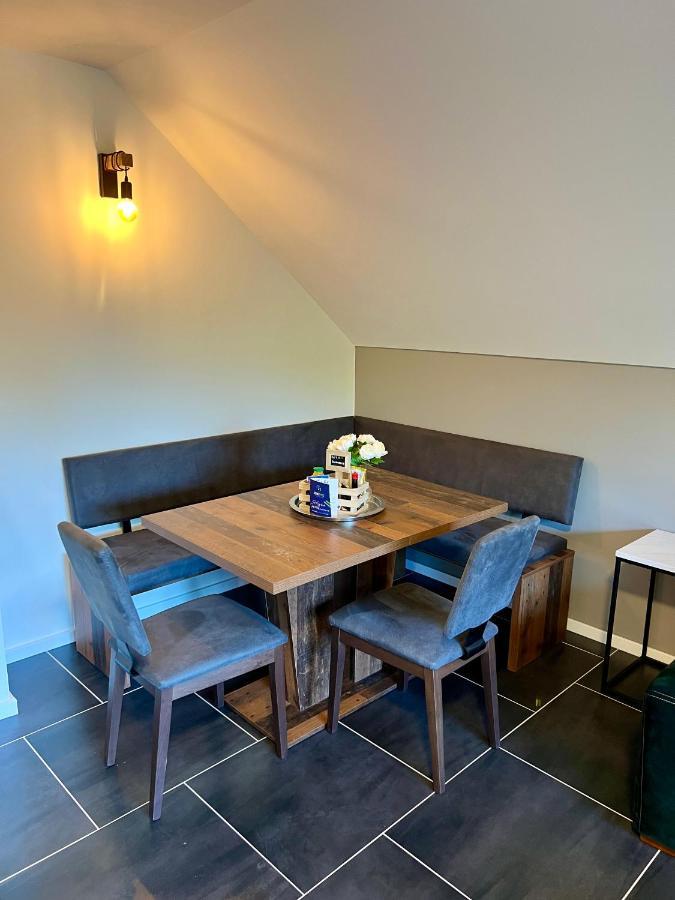 Junipro Apartments & Rooms Bosen-Eckelhausen ภายนอก รูปภาพ